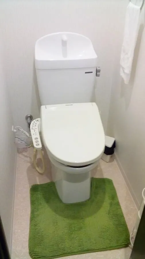 Gottsu Shinosaka Apartment 0*, Osaka